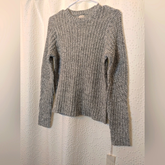Wool Blend Grey White ‎ Heathered Knit Pullover Sweater Women's XS NWT A New Day - Picture 2 of 7